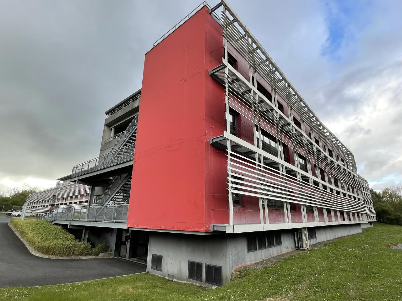 Bureau Orvault 2475m² Location bureau Orvault Loire-Atlantique OLBUR2112386 0